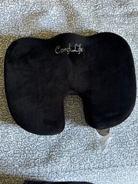 Seat cushion